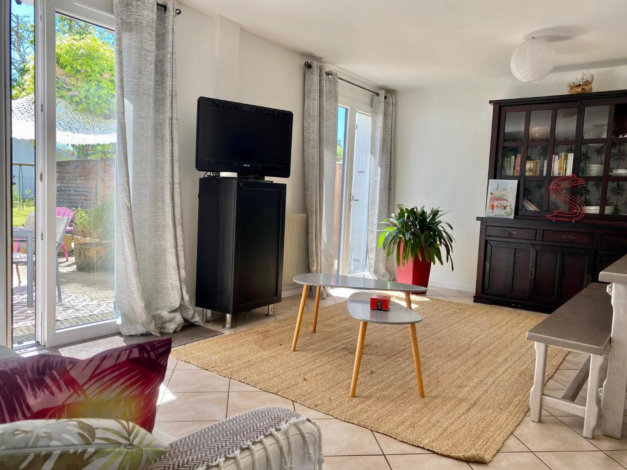 Maisons De Vacances Proche Bordeaux Gites D'Ici Et D'Ailleurs 6 Et 4 Personnes Dependances Dans Propriete Saint-Morillon Ngoại thất bức ảnh